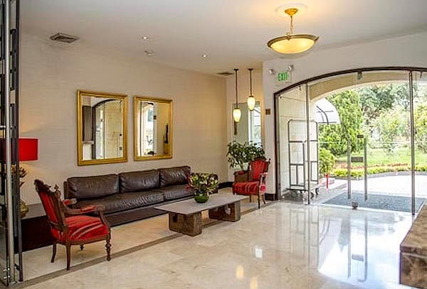 Morrison Zona Rosa: Plan Romántico Junior Suite + Desayuno