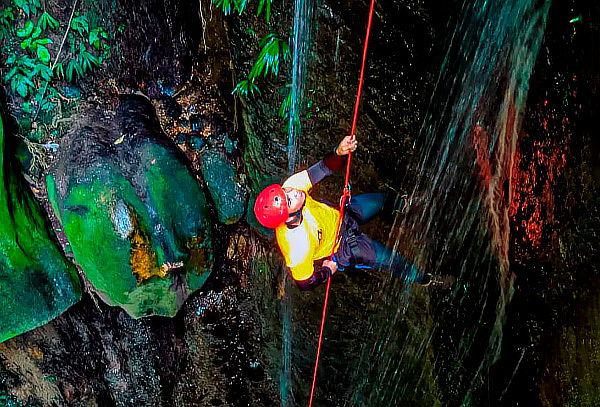 Torrentismo en Melgar, Cañon de las Golondrinas