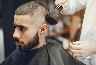 Corte de Pelo + Hidratación en Barba en Lizz Beaufy Life