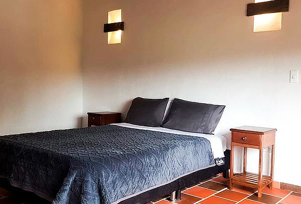 Noche Rómantica en Villa de Leyva + Masaje de Relajación