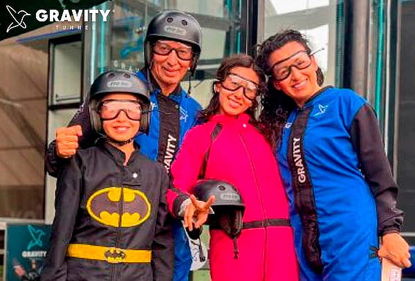 GRAVITY TUNNEL:  4 Vuelos para Niños y Adultos