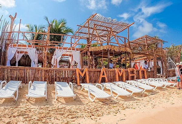 Pasadía Playa Tranquila Barú VIP + Snorkel Bajo + Almuerzo