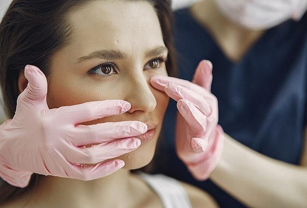 Blefaroplastia NO Quirúrgica con Fibroblast en Párpados