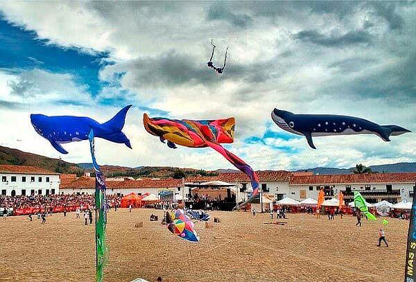 Festival de Cometas en Villa de Leyva + Raquira + Desayuno