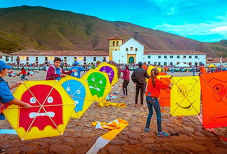 Festival de Cometas en Villa de Leyva + Desayuno en  Agosto