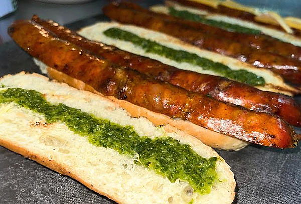 Choripan con Chorizo a Elección + Bebida en Laureles 