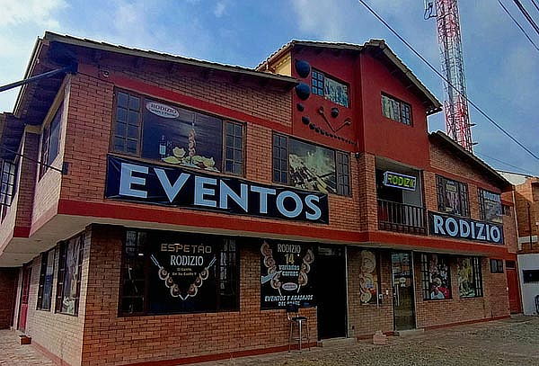 Rodizio ILIMITADO con 14 Cortes de Carne + Acompañamientos