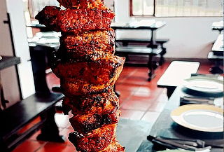 Rodizio ILIMITADO con 14 Cortes de Carne + Acompañamientos