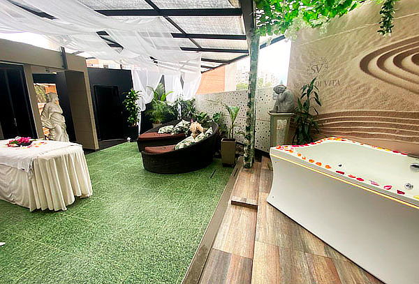 Amor y Relajación: Spa Exclusivo para 2 + Jacuzzi - Laureles