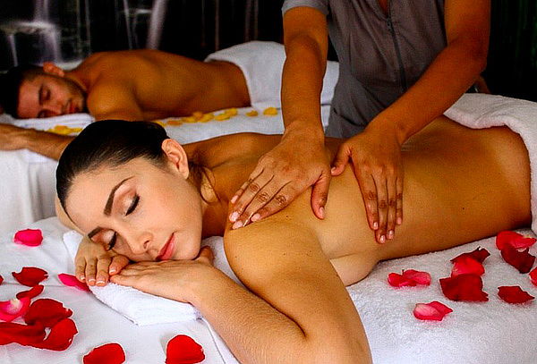 Amor y Relajación: Spa Exclusivo para 2 + Jacuzzi - Laureles