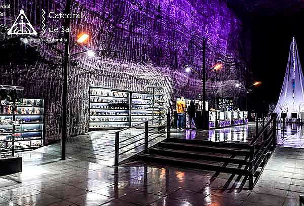 Catedral de Sal de Zipaquira, Pasaporte Standard
