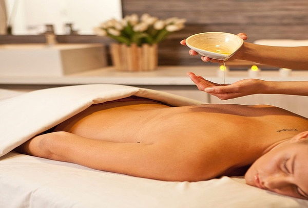 Renueva Tu Energía: Masaje Relajante y Descontracturante