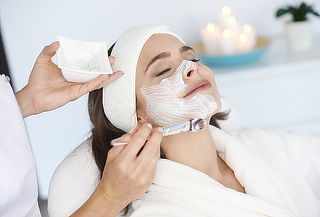 Limpieza Facial Profunda + Cabina Led.