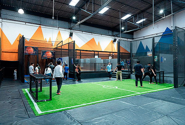 2x1 Summit Adventure Park - Parque de Trampolines 