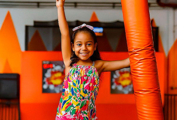 2x1 Summit Adventure Park - Parque de Trampolines 