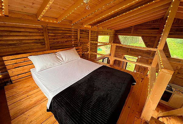 Experiencia Única en Cabaña Privada para 2 en Santa Elena