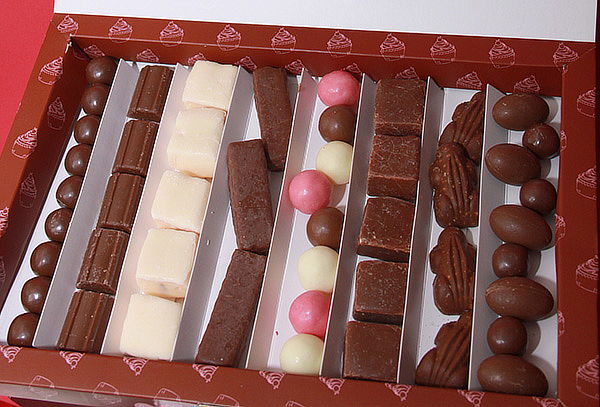 Caja de Chocolates + Mensaje y Foto Personalizada