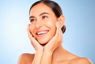 1 Sesión de Rejuvenecimiento e Hidratación Facial 