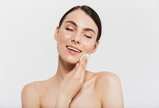 Higienización Facial + Hidratación