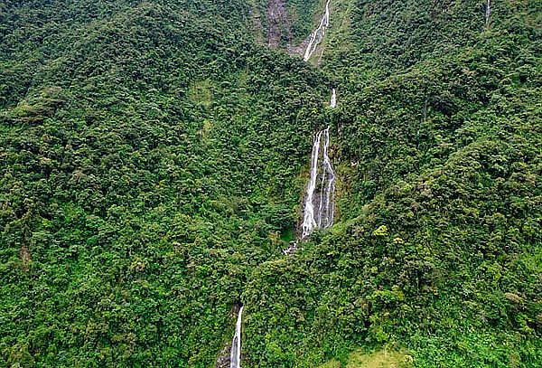 Aventura Senderismo Valle de las Cascadas – Cocorná