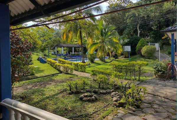 Villeta -1 Noche de  Alojamiento para 2 Personas 