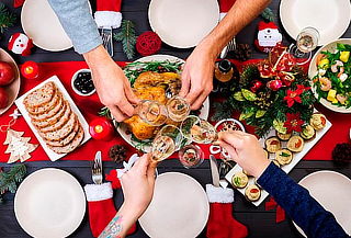 Carnes Navideñas Premium: Pernil, Pavo, Pollo o Cañón