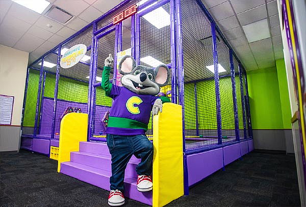 Chuck E Cheese -All Can You Play Fin de Semana 