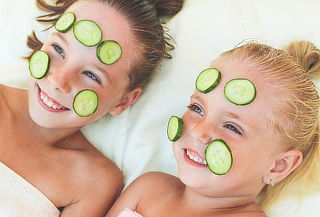 Spa Infantil para 3 o 4 Niños + Copa Helado