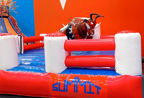 Summit Entrada COWBOY: Compra 1 Hora y Recibe 2