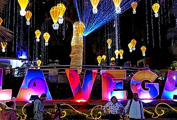 Tour Navidad Mágica: Del Frío al Cálido + Destino Sorpresa