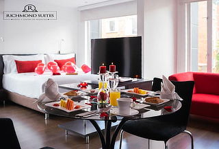 Noche Romántica para 2 en Hotel Richmond Suites