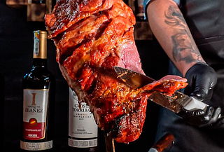 Rodizio + Acompañamientos + Bebida. Válido en 2 Sedes 