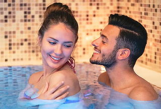 Tiempo de Bienestar en Pareja: Spa + Zona Húmedas Poblado 