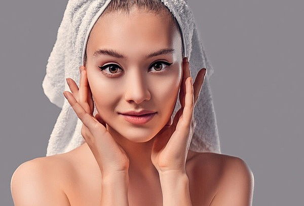 Limpieza Facial Profunda + Peeling + Punta de Diamante y más