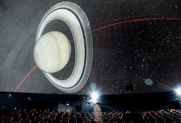 MALOKA: Recorrido + Laboratorio + Proyección