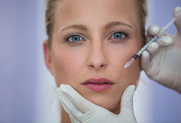 1 Sesión Sculptra con Bioestimuladores + Masaje Facial LED