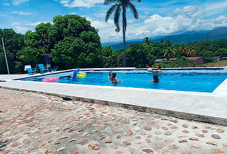 Pasadía en Tocaima con Piscina