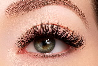 Ondulado y Tinte de Pestañas en Galerías