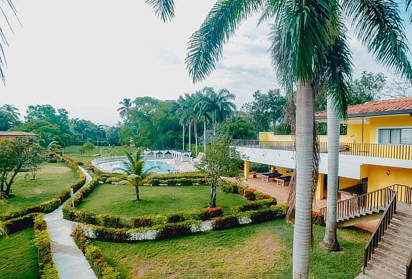 Antioquia: Alojamiento para 2 + Desayuno en Hotel Iguana 