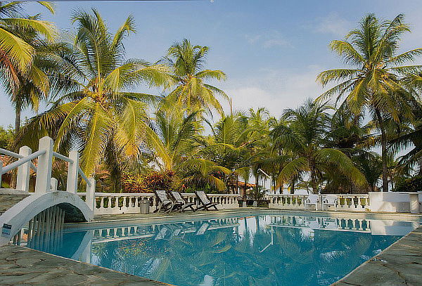 San Bernardo del Viento: Alojamiento + Desayuno + Piscina 