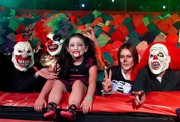 PARA 2: 60 Minutos de Salto en Sky Zone en Plaza Claro 