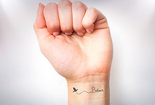 Mini Tatuaje Minimalista Figuras o Caligrafía