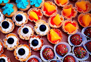 75 Mini Pasabocas: Trufas Tartaletas y Cupcakes