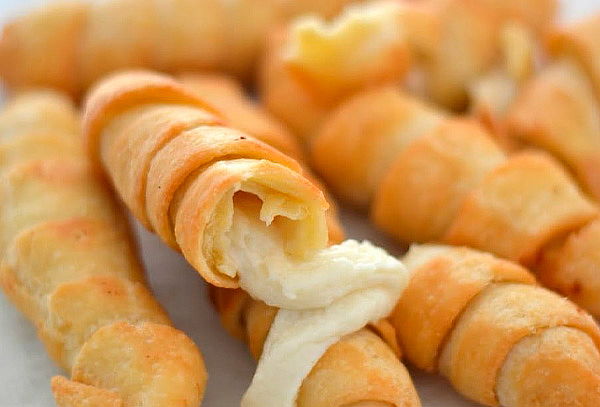 50 o 100 Minipasabocas: Deditos, Empanaditas y Pizzas 