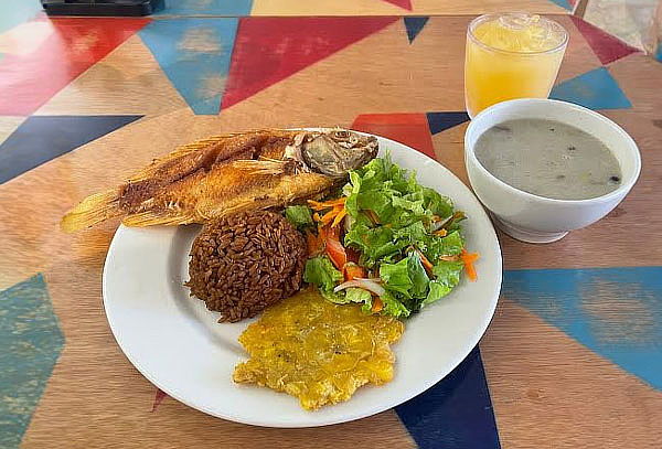 Pasadía en Volcan de Lodo + Almuerzo + Ingreso Beach Club