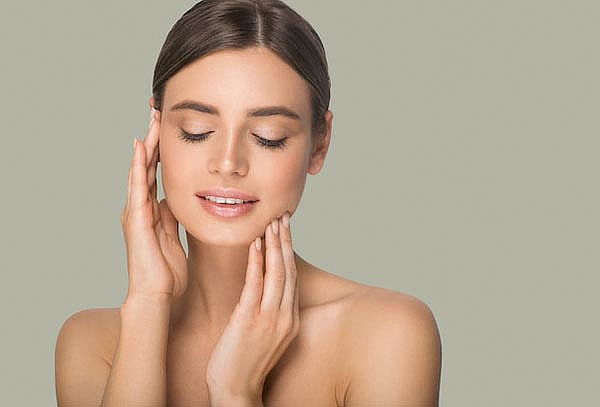 Facial Rejuvenecedor Efecto Glow con Vitamina C