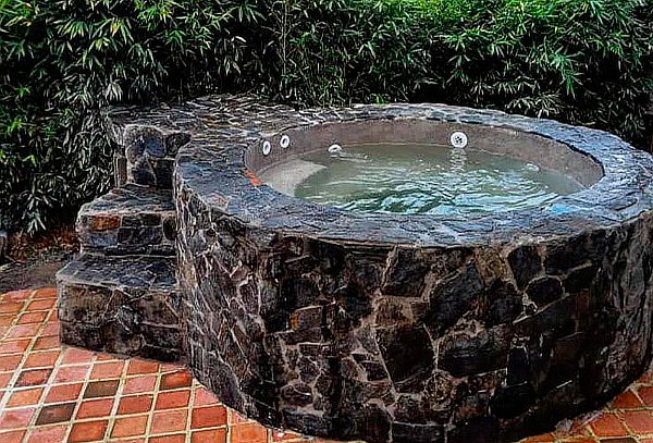 Guarne Glamping en Pareja + Jacuzzi al Aire Libre 