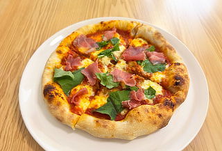 Combo para 2: 2 Pizzas de 4 Porciones + 2 Bebidas