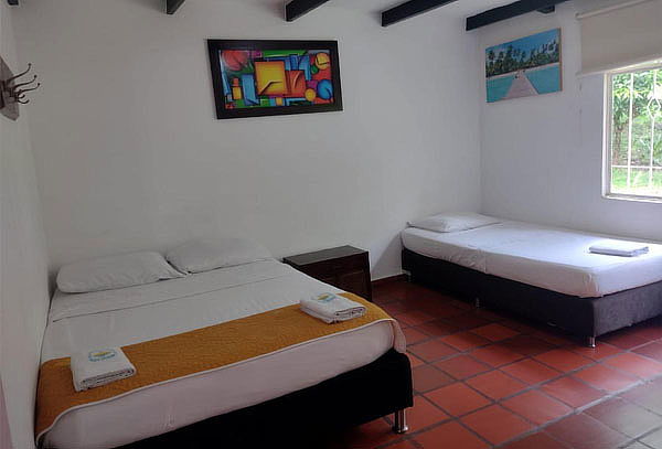 Villeta -1 Noche de  Alojamiento para 2 