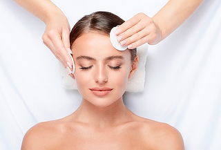 Limpieza Facial + Peeling + Microdermoabrasión